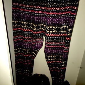 Winter patterned leggings
